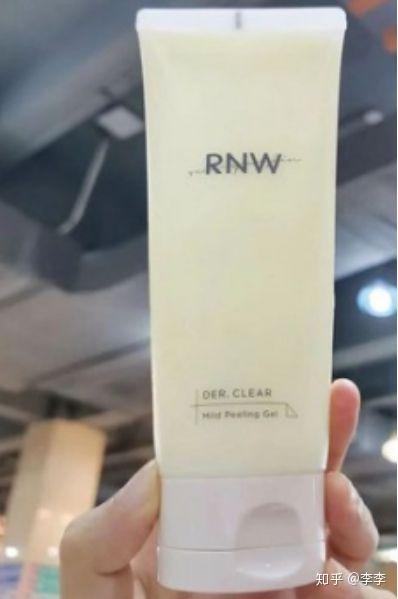 學生黨必看！盤點那些平價又高效的溫和去角質好物